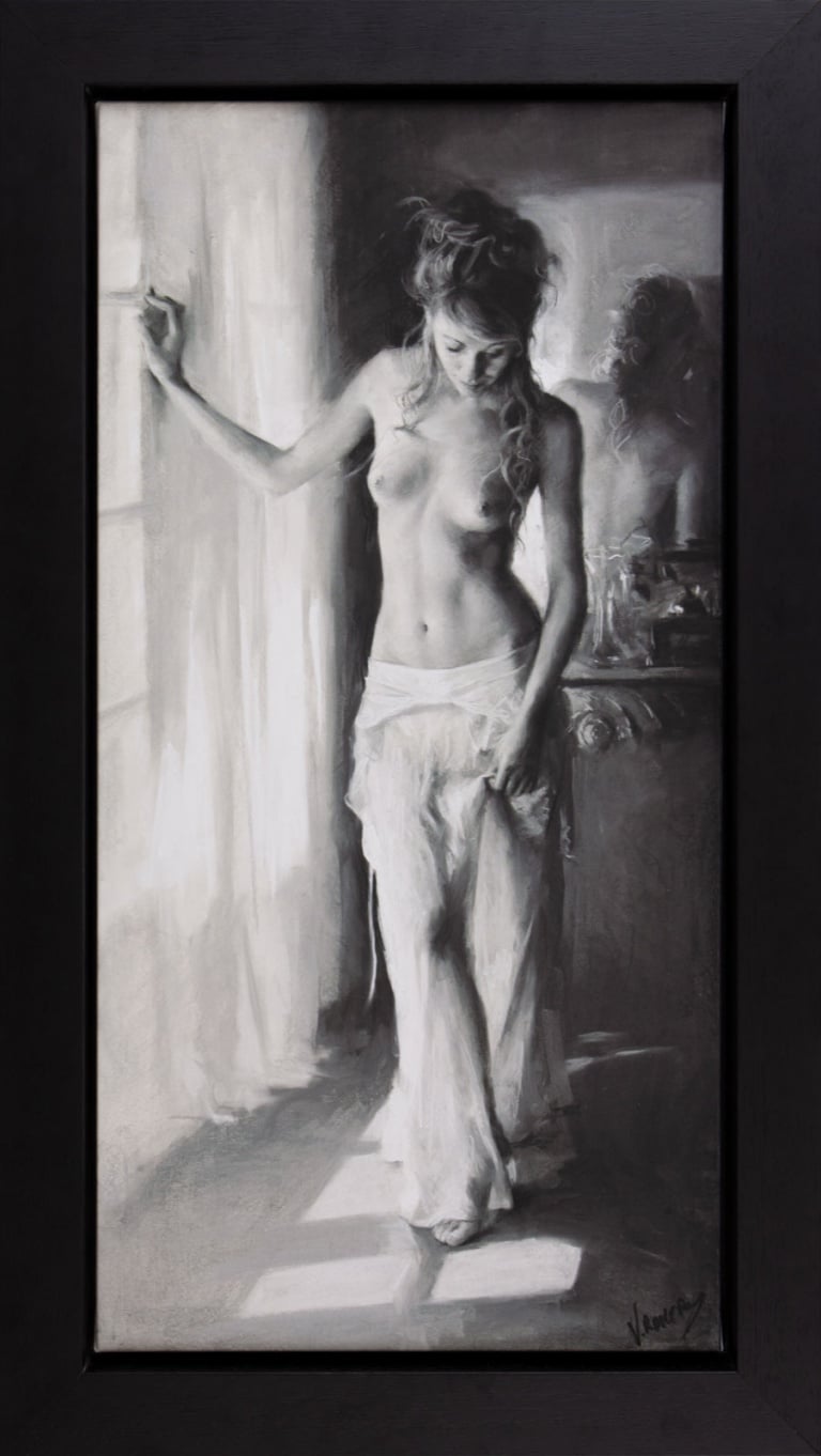 Statuesque by Vicente Romero