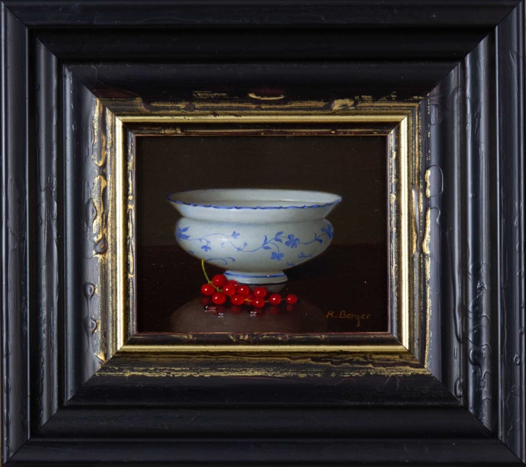 Bowl with Redcurrants by Ronald Berger