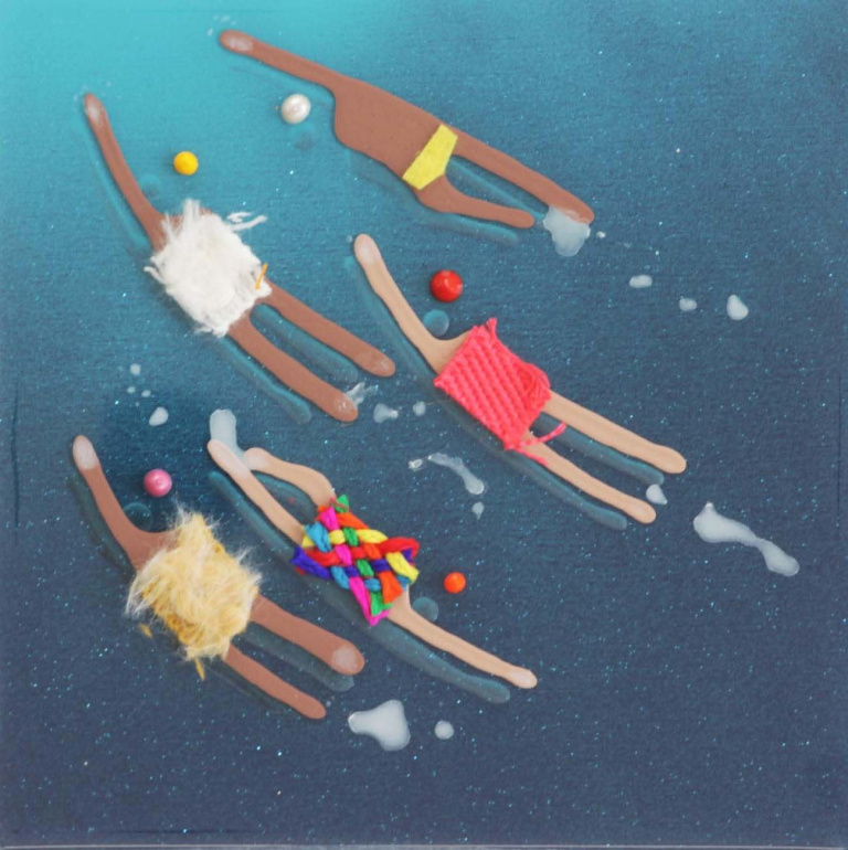 Swimmers 352