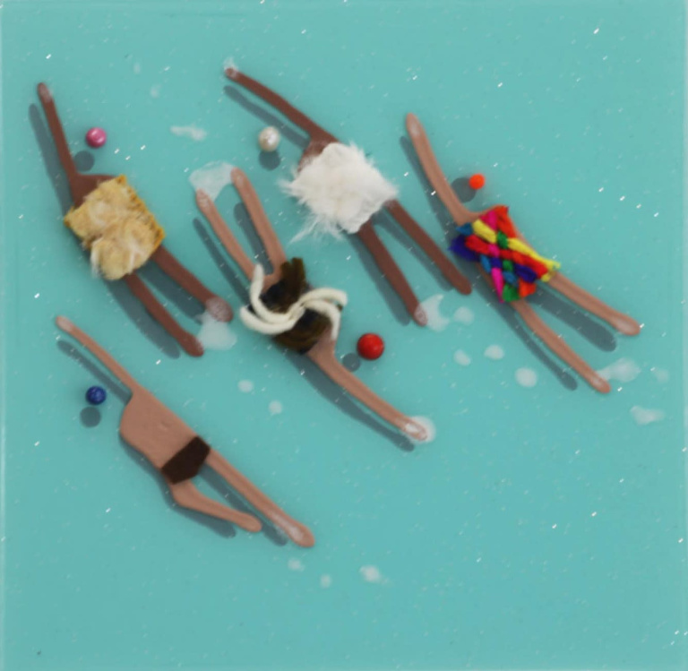 Swimmers 446