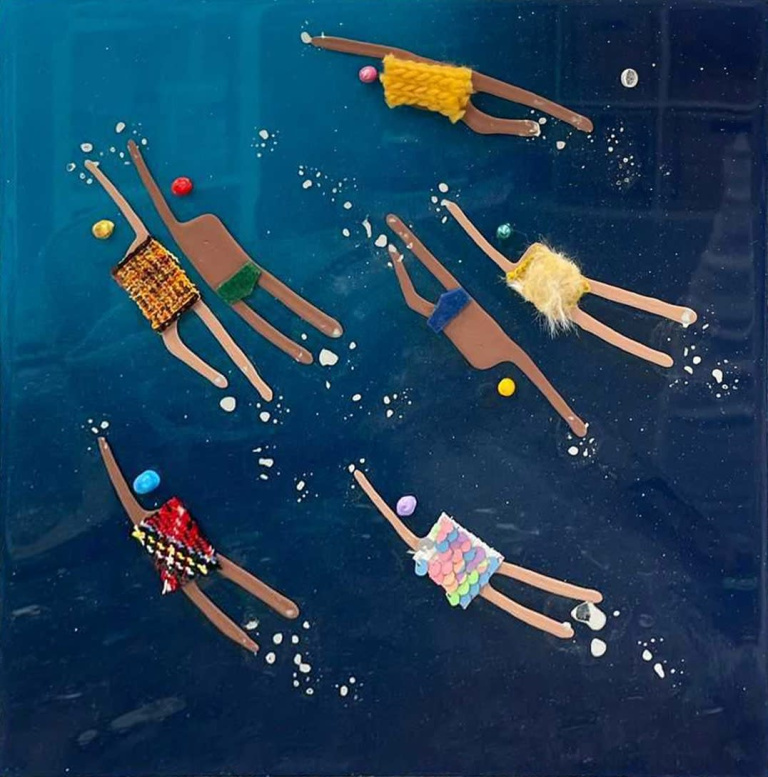 Swimmers 170