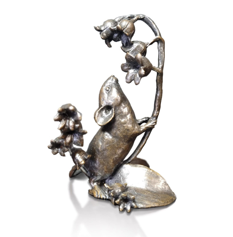 Mouse with Lily of the Valley (1177)