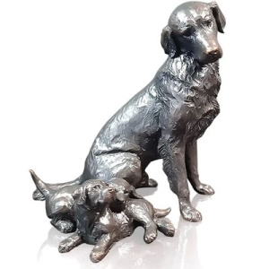 limited edition bronze sculpture of a retriever and their puppies captured using the lost wax casting method by talented British artist Michael Simpson