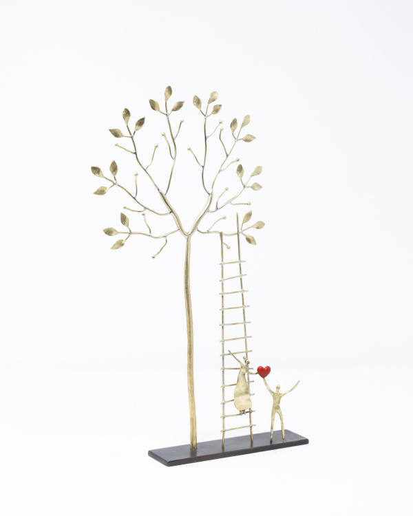 Anna Andreadi – It’s About Finding Happiness Together II – sculpture view