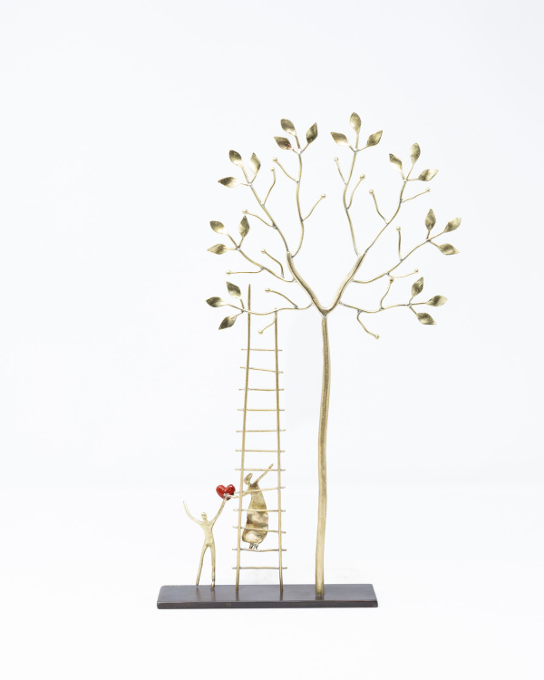 Anna Andreadi – It’s About Finding Happiness Together II – sculpture view