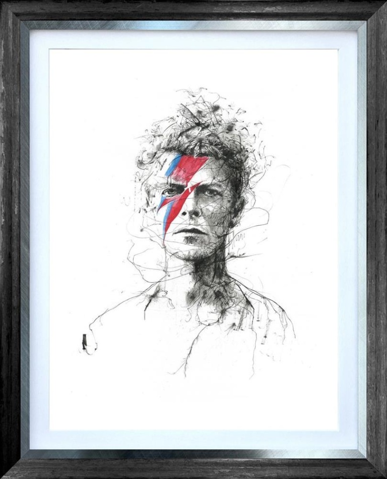 Bowie – Deluxe